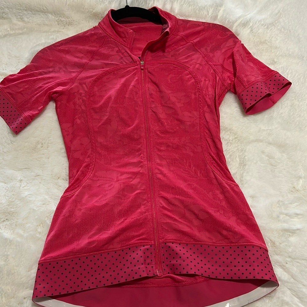 lululemon athletica Red Short Sleeve Top